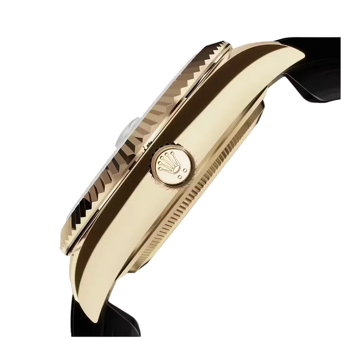 Rolex Sky-Dweller Oyster, 42 mm, Yellow Gold
