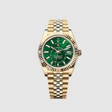 Rolex Sky-Dweller Oyster, 42 mm, Yellow Gold