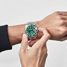 Rolex Submariner Date 'Hulk' Stainless Steel Green Dial